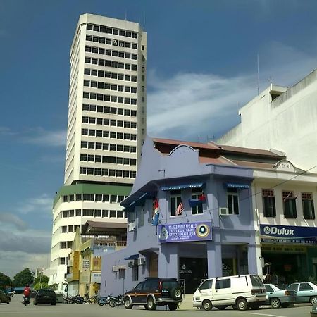 Id Hotel Yayasan Segamat Eksteriør billede