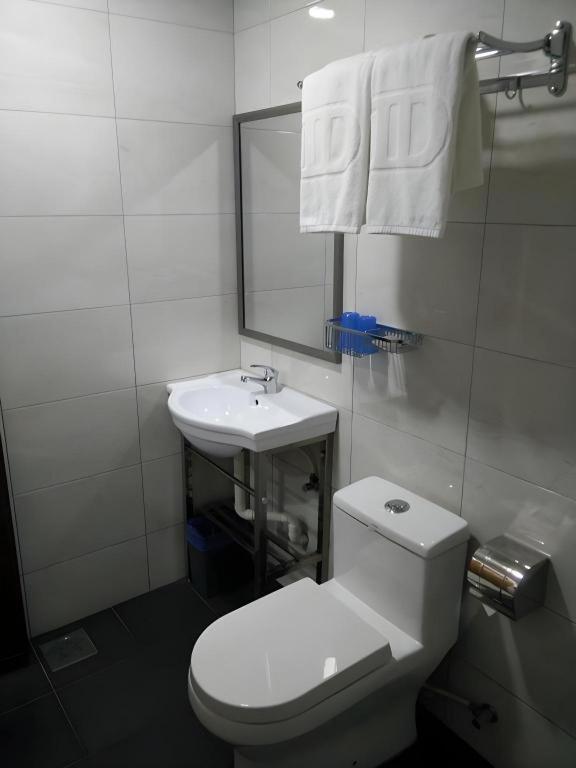 Id Hotel Yayasan Segamat Eksteriør billede